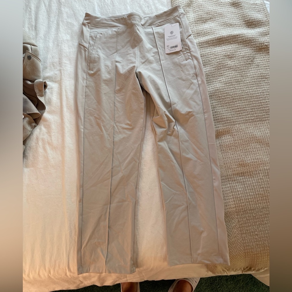 Athleta Headlands Hybrid Pant in Birch Grey